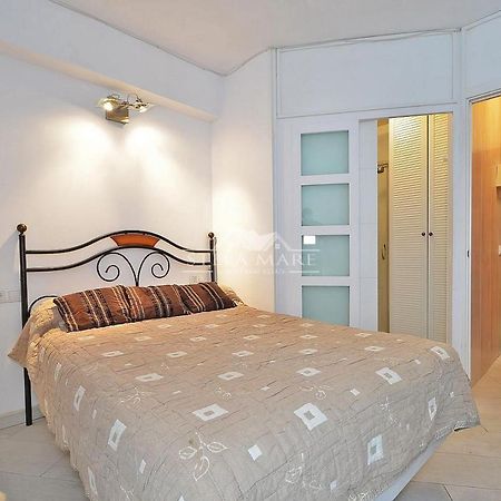 Bright Central Apartment Нерха Екстериор снимка